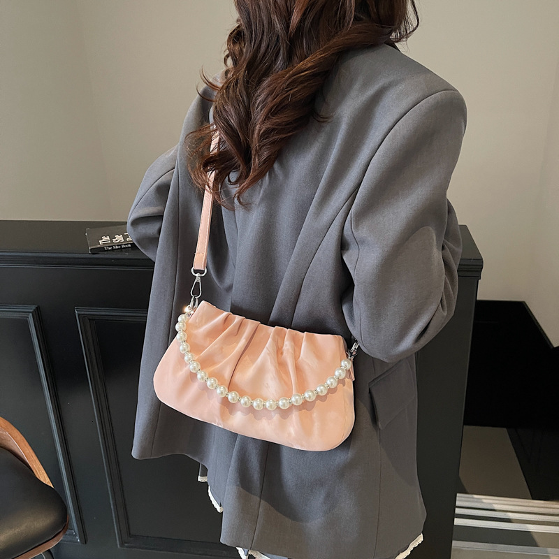 designer 2025 Summer New Super Popular Small Bag for Women Fashion Versatile Niche Design Shoulder Crossbody Bag Pleated Cloud Bag