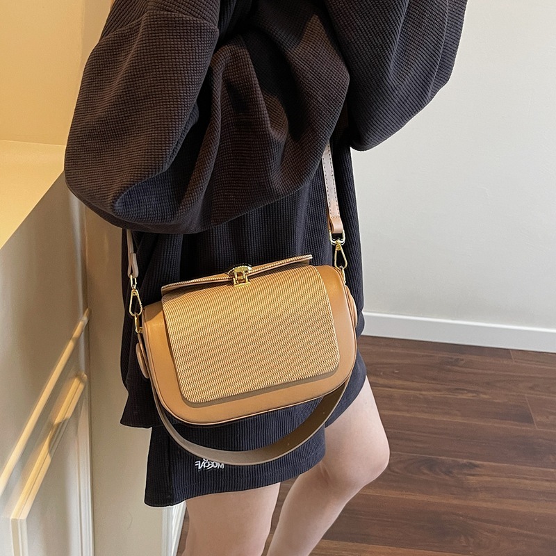 designer High-end Luxury Retro Handbag Box Bag for Women 2025 New Niche Fashion Patchwork Shoulder Crossbody Bag