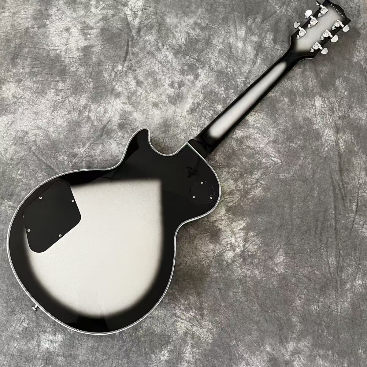 Gray Electric Guitar with Black Ring for Personalization