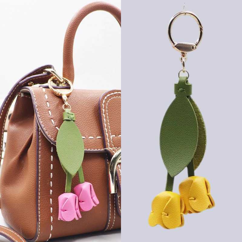Popular Flower Shaped Pendant Rope Leather Metal Accessories Bag Pendant Keychain for women Hand Rope Gift Flower Bag Pendants W250604
