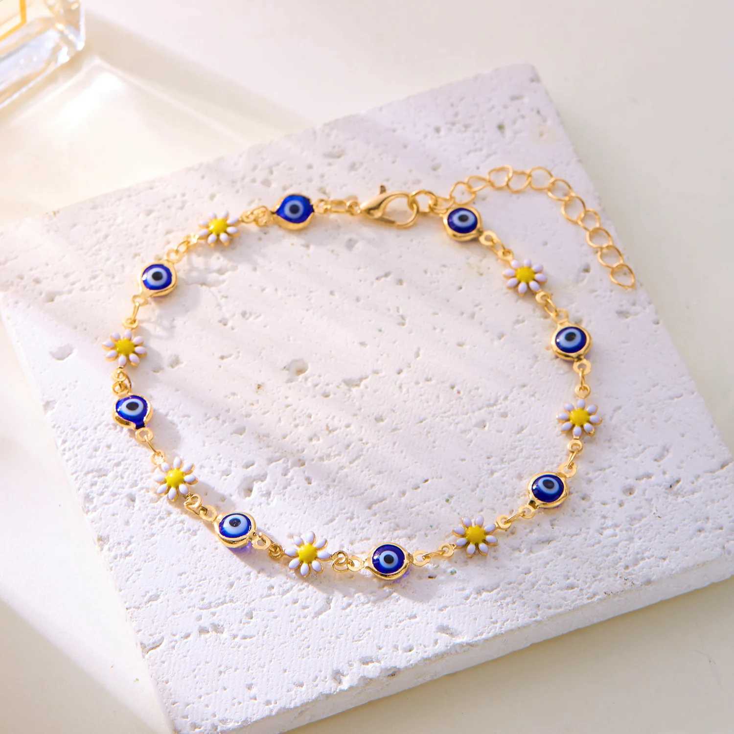 Vintage Enamel Daisy Flower Anklets for Women Turkish Blue Evil Eye Ankle Bracelet Summer Beach Travel Jewelry Gift W250604