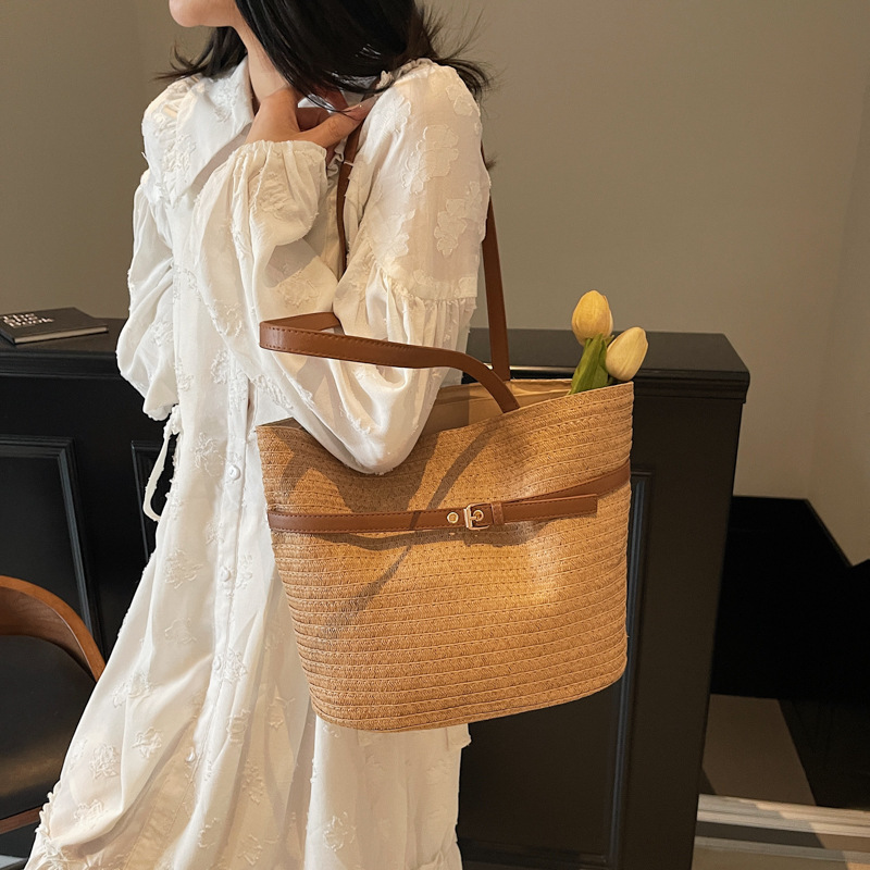 designer Straw Woven Large Capacity Bag for Women, Summer Travel Beach Bag, Large Bag for Women, 2025 New Style Shoulder Tote Bag