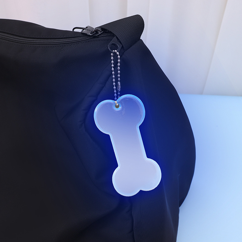 Multifunctional Fashion Charm for Backpacks - Daytime Decoration & Nighttime Safety Warning Reflector Pendants