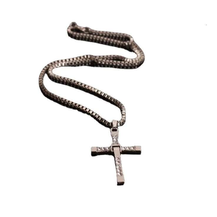 Wholesale Fashion Jewelry Alloy Silver Color Cross Pendant Necklace for Men