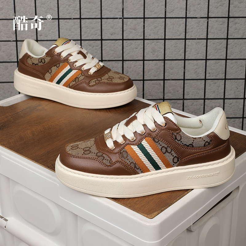 Designer Casual Shoes Sneakers High Quality Mens Women Shoes Designer Shoes Walking Sneakers Outdoor Daily Dressing Running shoes 7OG4