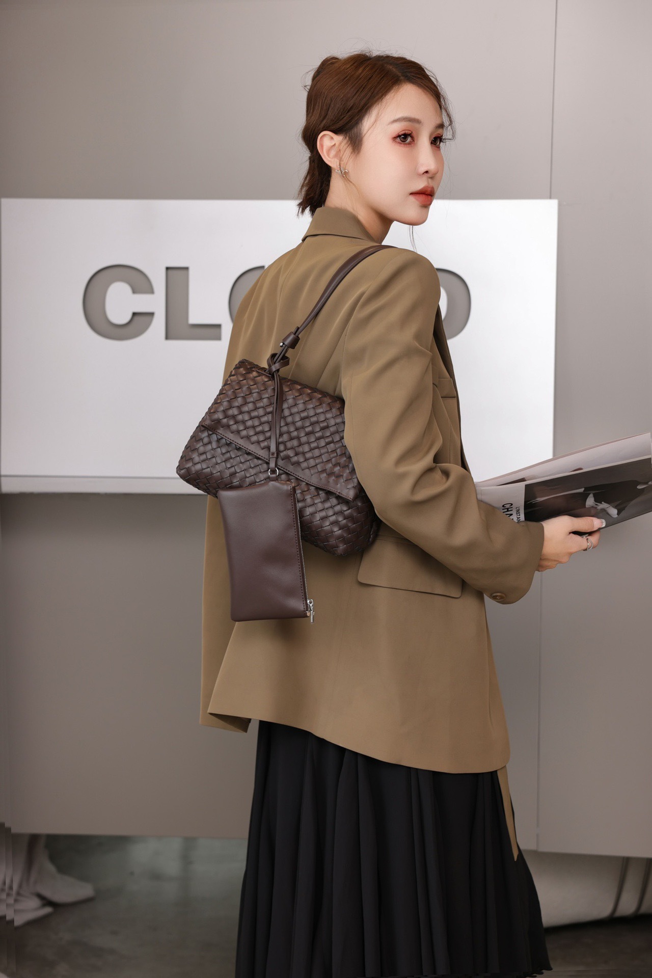 Real leather women's new woven rectangular bag with retro texture under the armpit shoulder crossbody bag designer shoulder bag