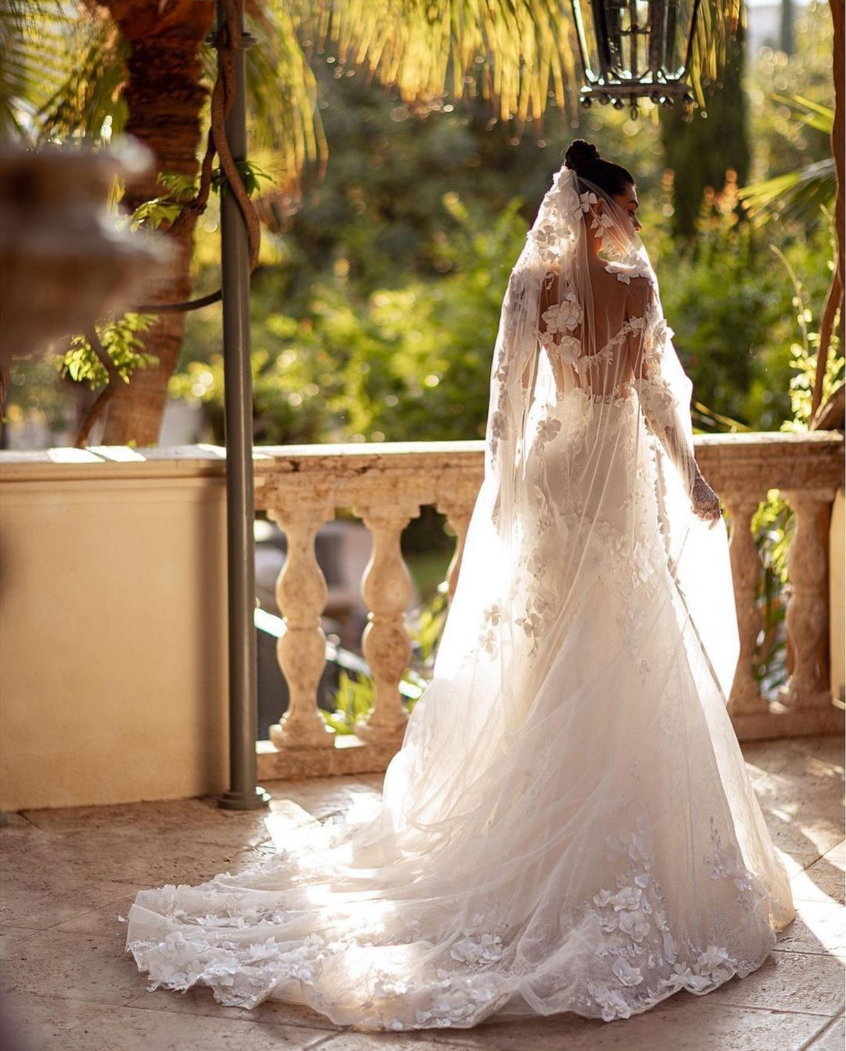 3D Flower Lace Mermaid Wedding Dresses Off Shoulder Sexy Bridal Gowns with Train Elegant Beaded Bride Dresses