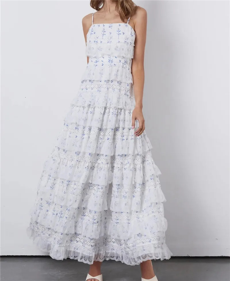 Women Boho Floral Smocked Maxi Dress Y2k Patchwork Lace Layered Long Beach Dress Casual Flowy Summer Sundress 250604