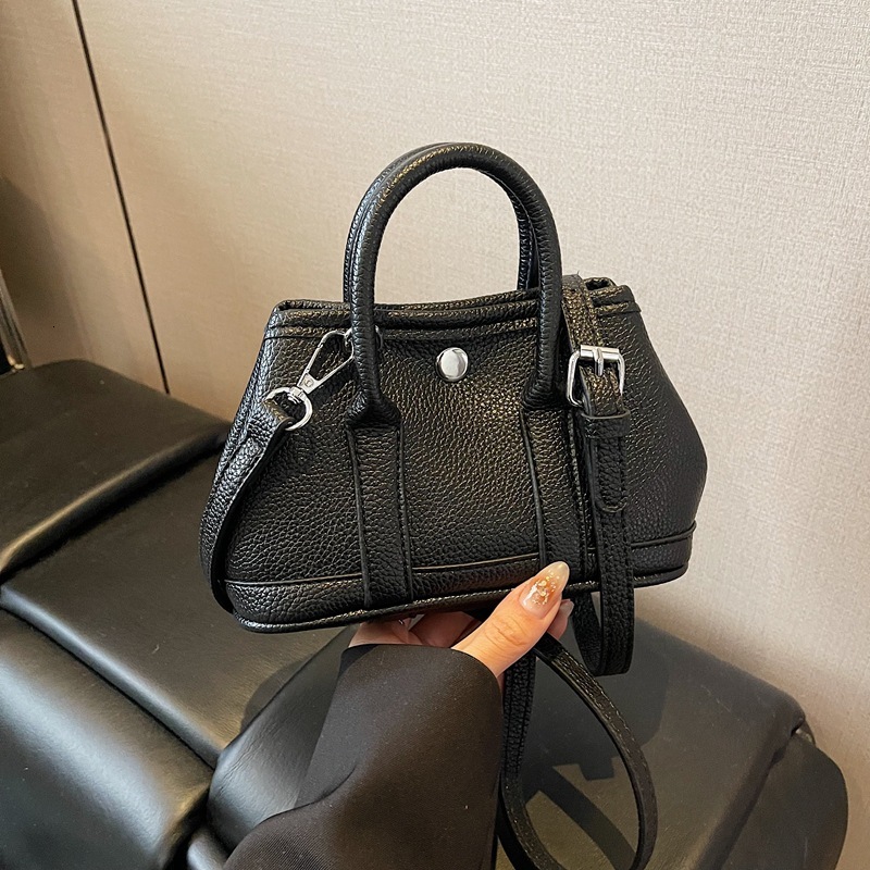 designer Cute Mini Super Popular Small Bag for Women 2025 New Summer Versatile Crossbody Bag Fashion Hot Handbag Bucket Bag