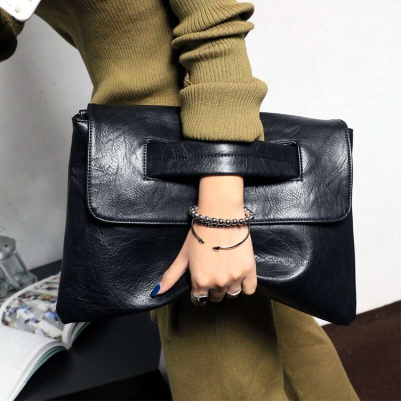 Korean Style 2025 Women's Trendy Large Capacity Simple Shoulder Crossbody Clutch Handbag Envelope Bag New Casual Versatile Fashion