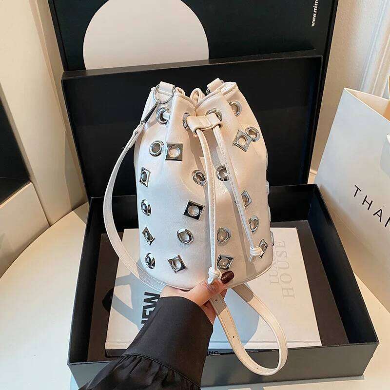 Women's Bags Designer Hollow Rivet Bucket Punk Studded Shoulder For Women Drawstring Crossbody Bags NEW Mini Women's Bag Soft Purses