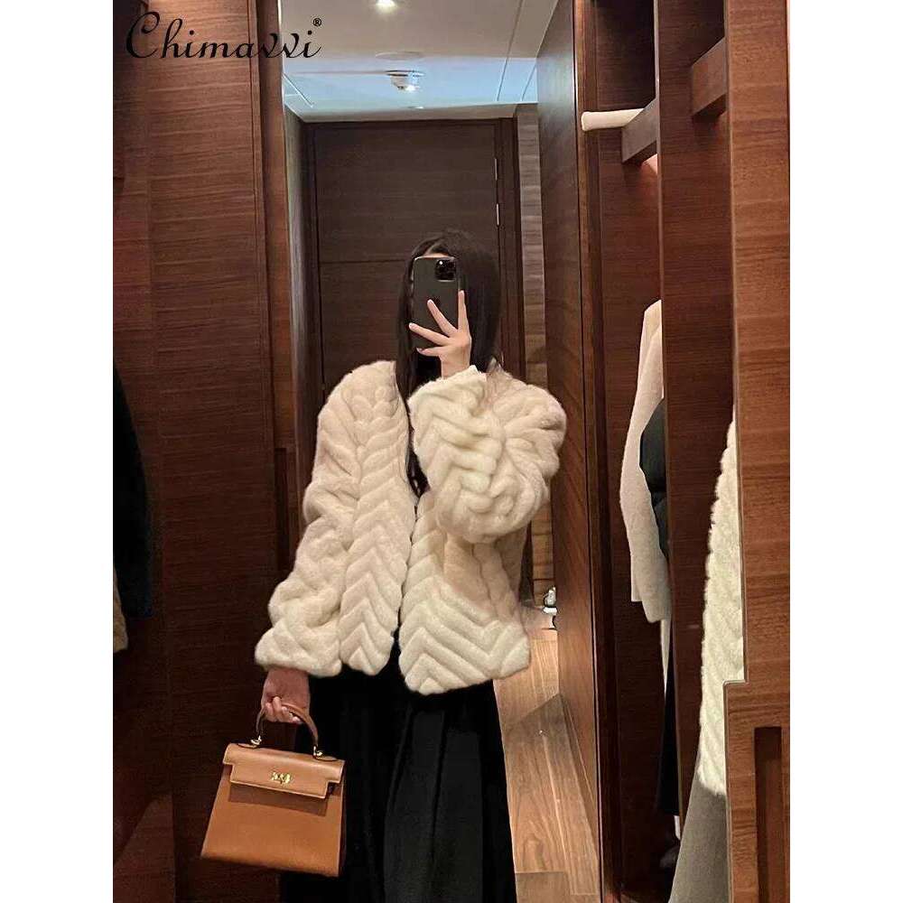 High Fashion Herringbone White Fluffy Short Coat Winter Clothes New Elegant Mink Veet Long Sleeve Warm Womens Jackets Top