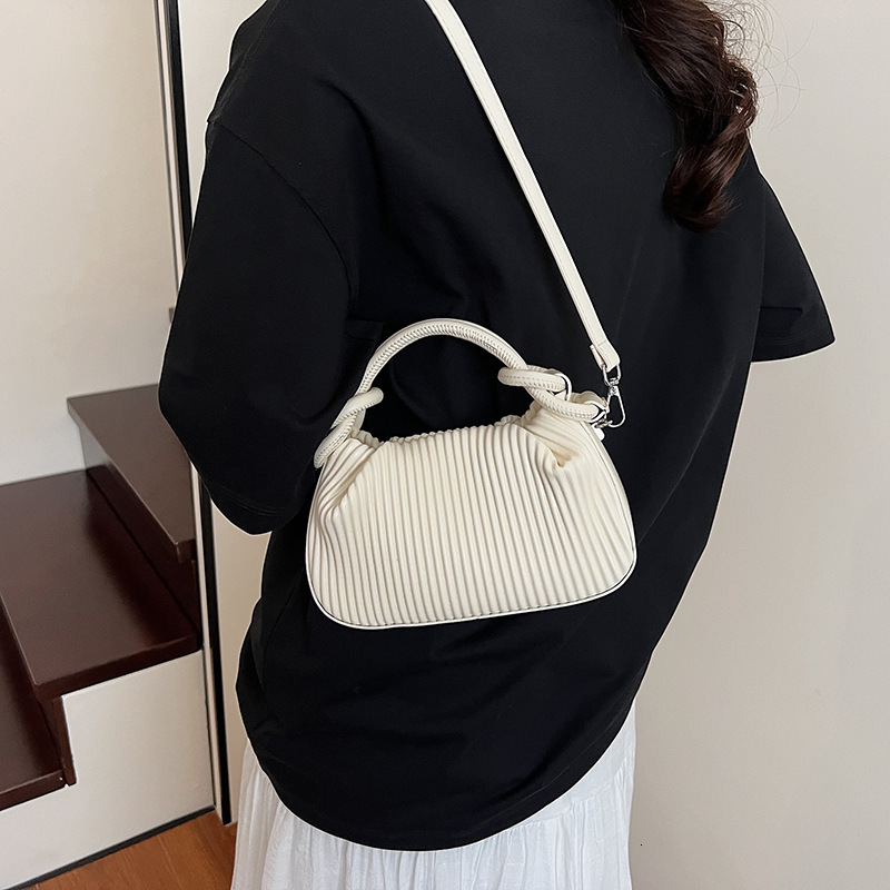designer 2025 New Solid Color Simple Casual Design Handbag Women's Trendy Fashion Pleated Versatile Shoulder Crossbody Bag