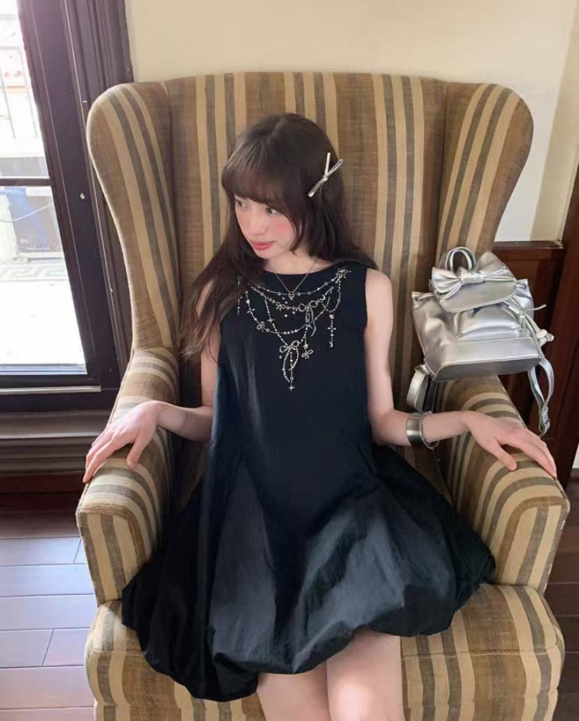 Sweet black flower bud bow dress, summer simple, cute, playful, loose and slim fit dress for women