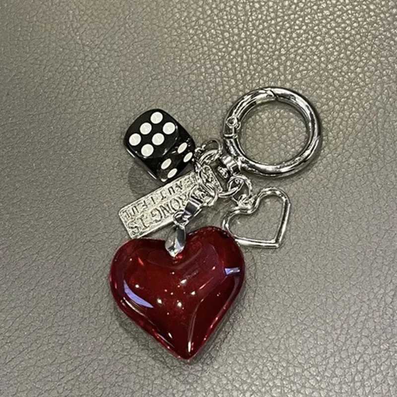 Keychain Y2K Red heart-shaped pearl valentine day gift New Design purse charms Car Goth Vintage Cute keychain accessory W250604
