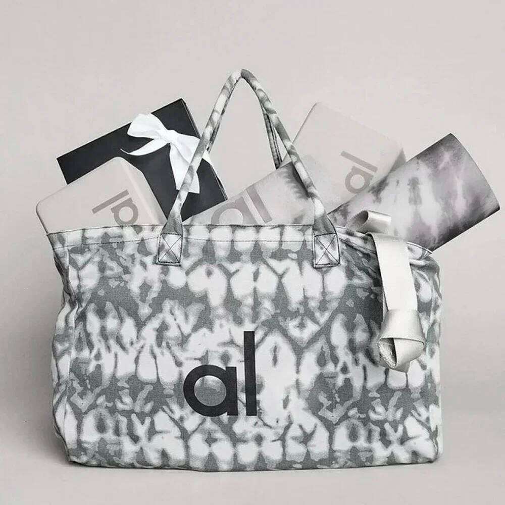 Women's Bags Designer Women Yoga Camouflage Tote Large Capacity Storage Gym Exercise Outdoor Daily Shopping Leisure Travel Canvas Bag