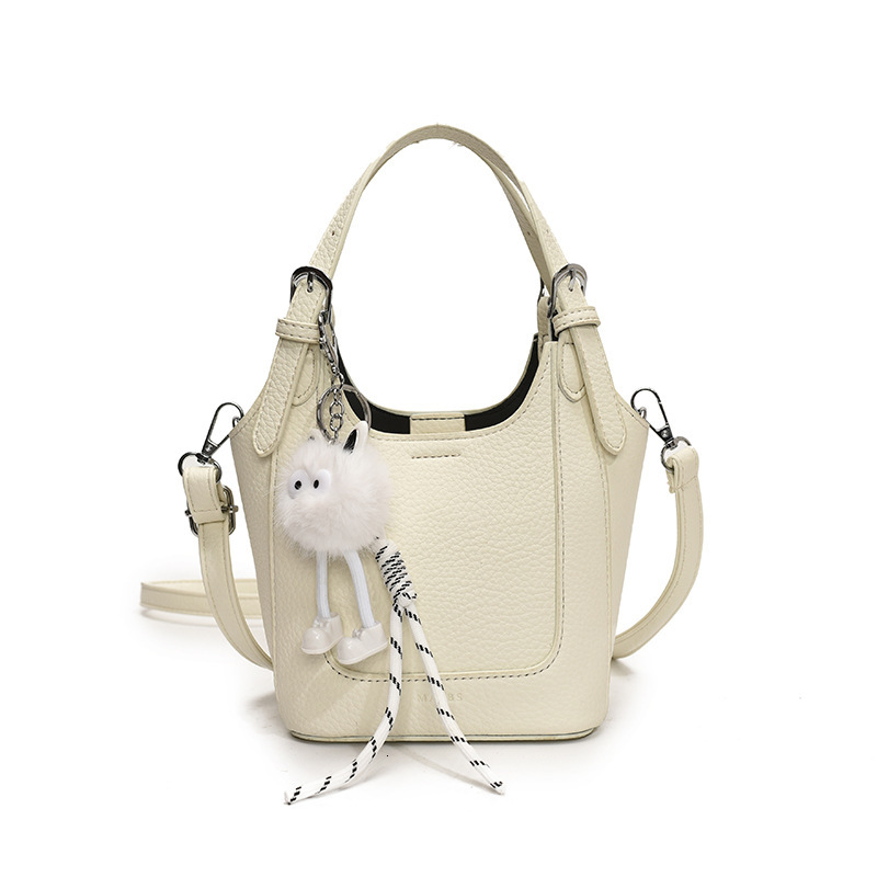 designer High-Quality Texture Simple Handbag for Women 2025 New Spring Korean Style Bucket Bag Fashion Retro Single Shoulder Crossbody Bag