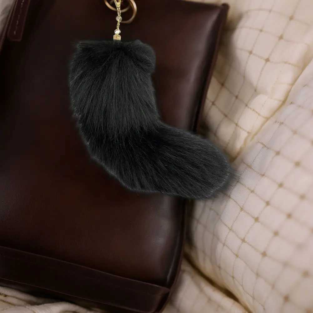 Huge Fluffy Faux Fur Fox Tail Keychain Therian Tail Fox Tail Keychain Fur Pendant Key Chain Keychain Pendant Gift for Women Girl M250604