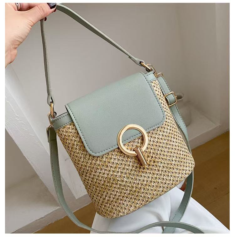 Brand High Quality New Style 2025 New Crossbody Straw Bag Handbag Women's Woven Bag Vacation Rattan Bag Fashion Small Bag Bucket Bag New Free Del