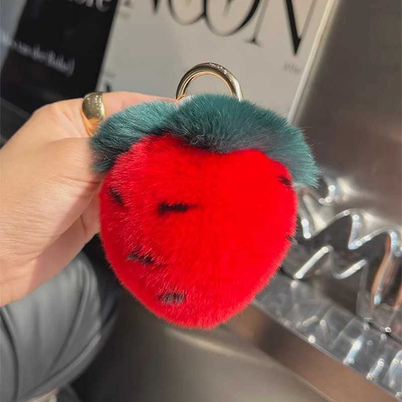 Y2K Fashion Real Rex Rabbit Fur Strawberry Pendant Fur Keychain for Bags Womens Bag Backpack Strawberry Keychain Accessories W250604
