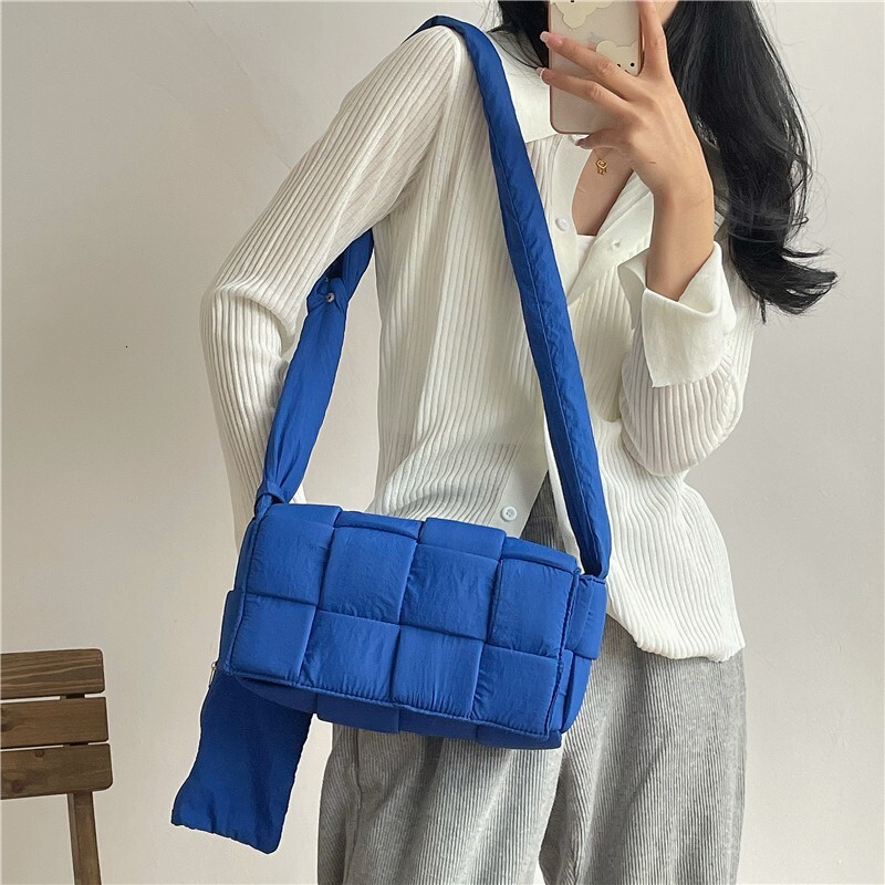 Autumn and winter new woven bag multifunctional shoulder bag designer large capacity women's fashionable shoulder bag