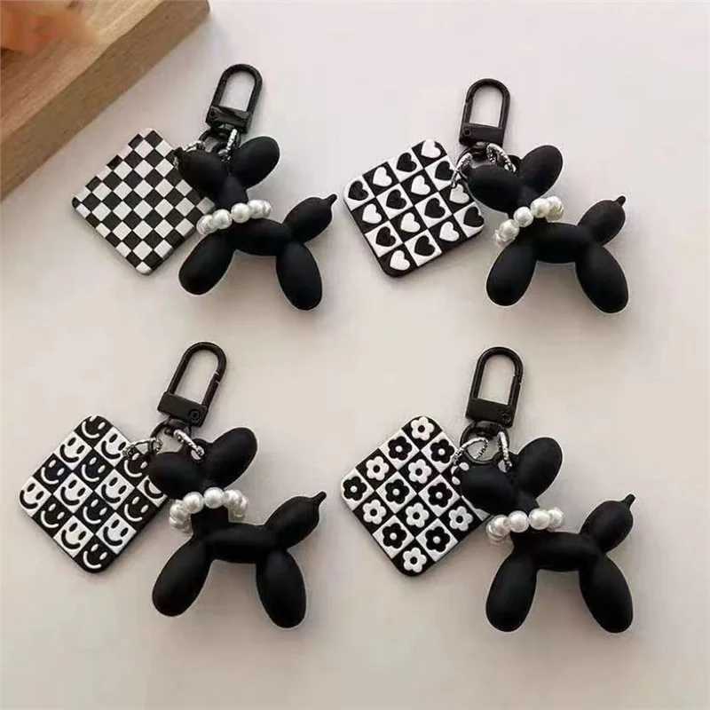 IFYOUOO Cool Acrylic Cartoon Balloon Dog Keychains Black Color Heart Flower Pendant Phone Chain Key Buckle Accessories Bag Toys W250604