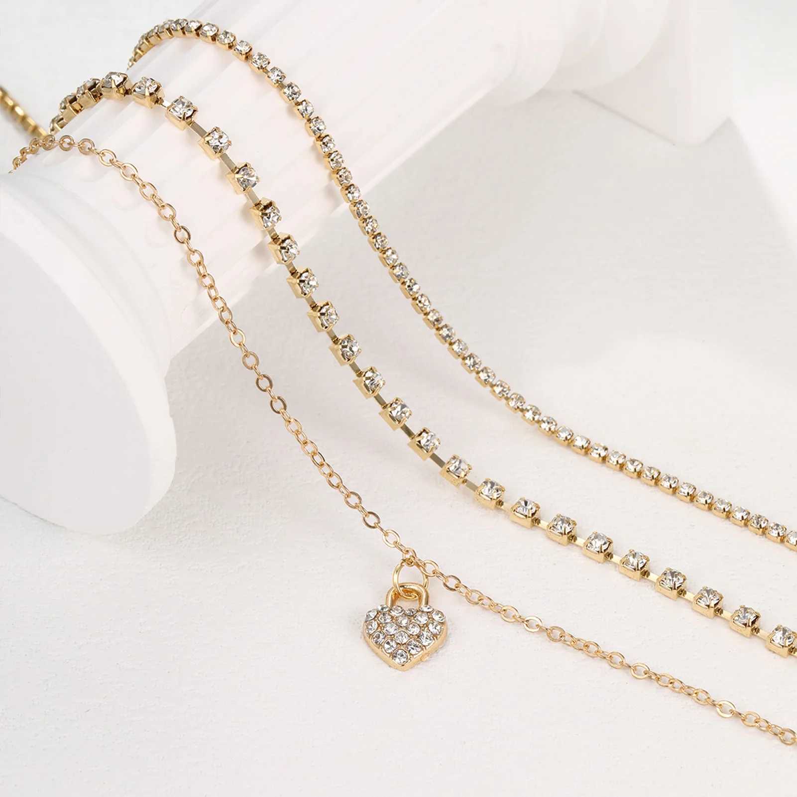 Bohemian Love Heart Anklets Sets for Women Fashion Gold Color Crystal Foot Chains Versatile Summer Boho Style Foot Jewelry W250604