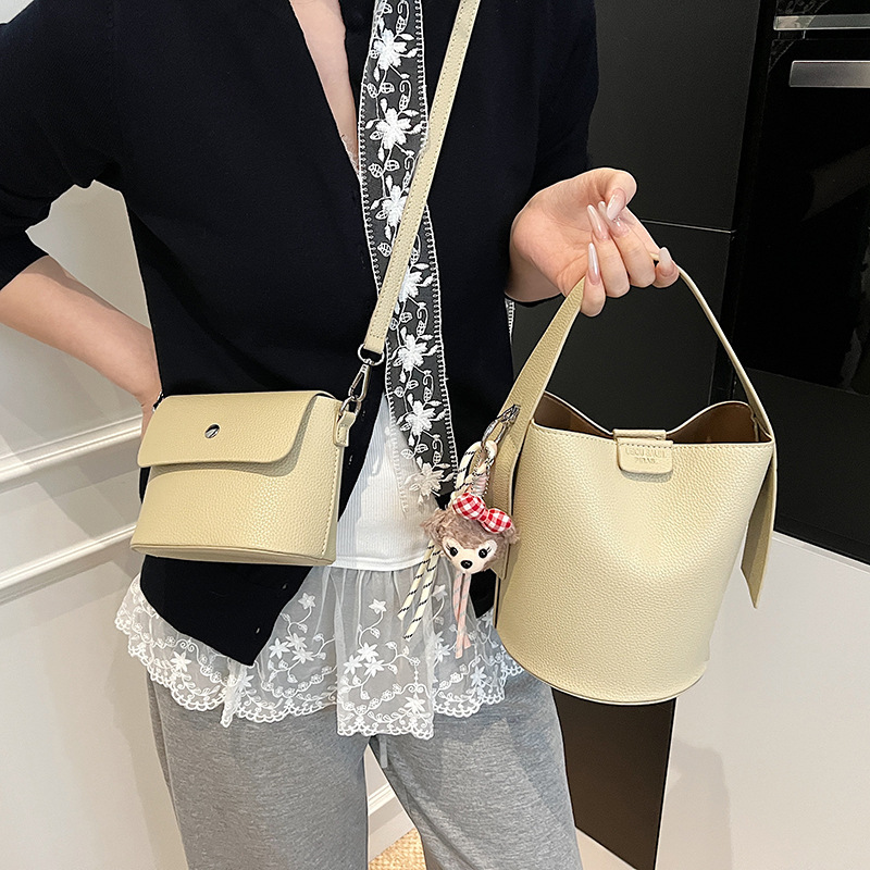 designer High-End Underarm Bag for Women 2025 New Trendy Fashion Versatile Shoulder Bag Mother-Daughter Bag Crossbody Bucket Bag