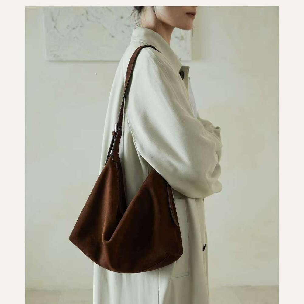 Women's Bags Designer Women's Bags Designer Qiu Zhen Vegetable Tanned (Nubuck Leather) Double Ear Hobo Lazy Single Shoulder Crossbody Large 