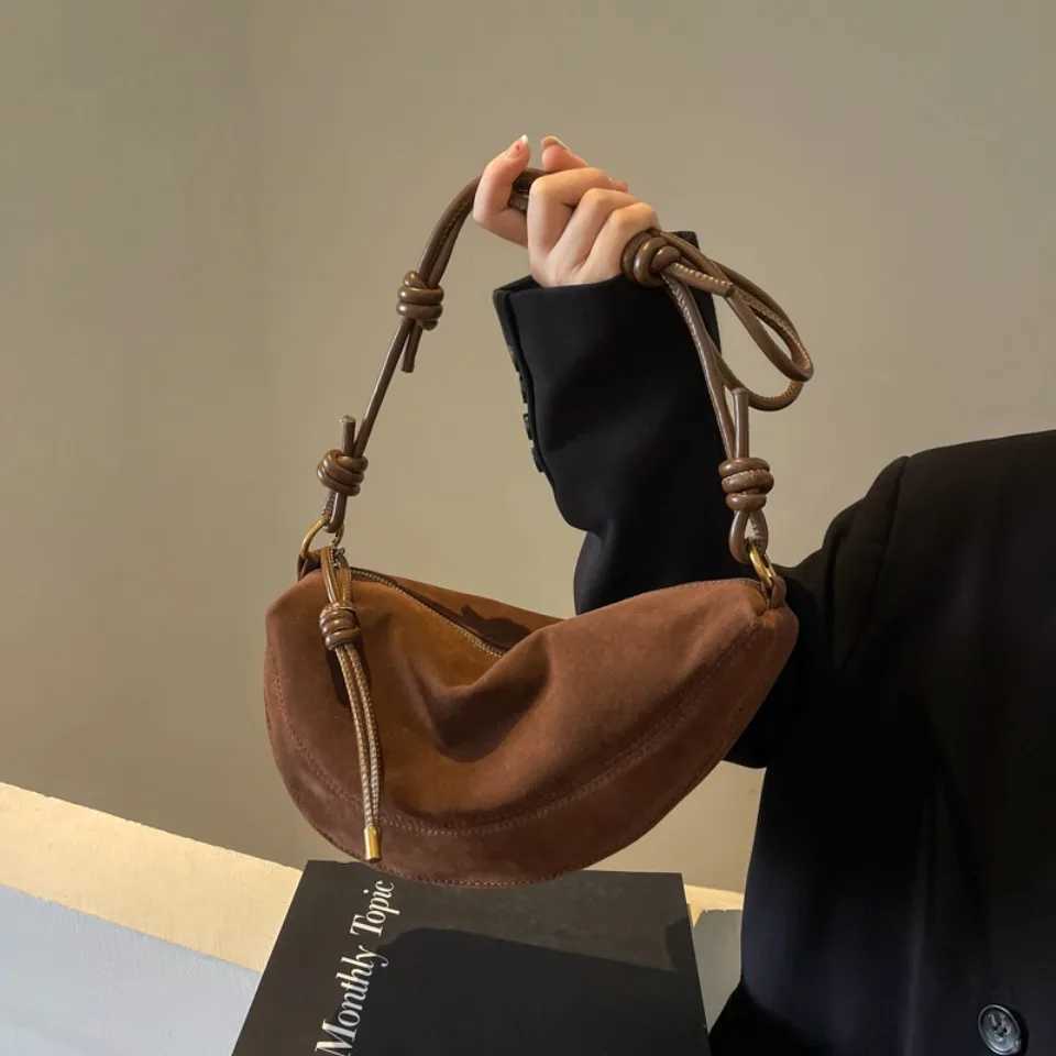 Frosted Retro Bag for Women 2025 New Autumn and Winter Niche Design Faux Suede Shoulder Messenger Commuter Dumpling Underarm Bag XJ250604