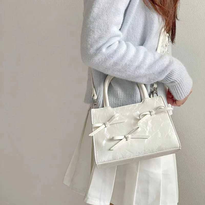 Luxury Women Bow Cute Shoulder Bag Crossbody Small Handbag for Women White Fashion PU Leather Square Bag For Daily Parties NewXJ250620