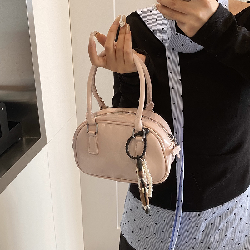 designer High-Quality Textured Stylish Handbag for Women 2025 New Fashion Small Tote Bag Spring Summer Versatile Commuter Crossbody Bag