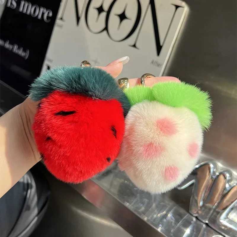 Rabbit Fur Keychain Plush Cute Cream Strawberry Bag Charms Phone Keychain Women Handbag Pendant Car Keyring Jewelry Ring Gift W250604