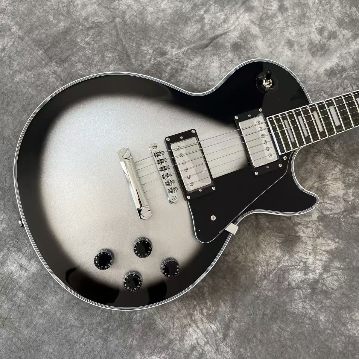 Gray Electric Guitar with Black Ring for Personalization