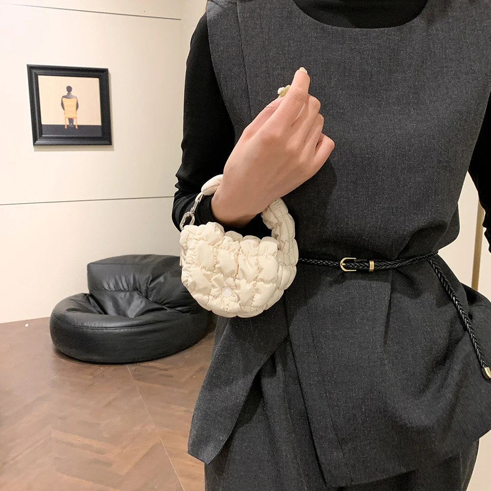 Wrist Handbag Nylon Solid Color Mini Puffer Tote Bag for Women Padded Clutch Purse Phone Purse for Work Travel Shopping 250603