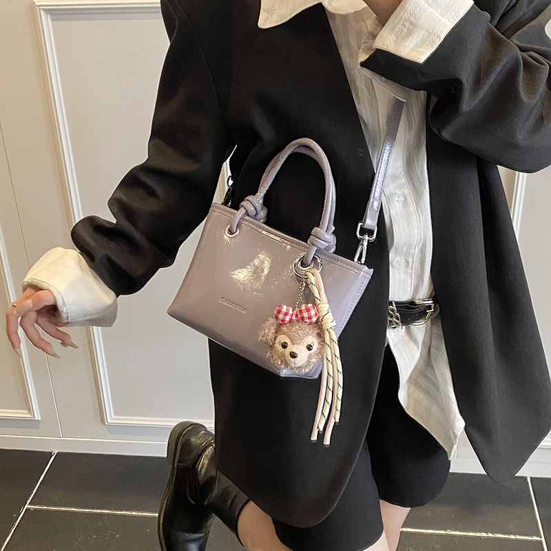 designer Korean Style High-End Fashion Small Bag 2025 New Versatile Simple Handbag for Work Commute Shoulder Crossbody Bag