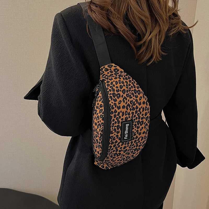 2024 New Leopard Print Waist Bag Fashion Fanny Pack Phone Purse Lady Simple Chest Bag Quality Nylon Woman Shoulder Crossbody Bag W250604