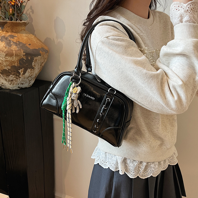 designer High-end Handbag for Women 2025 New Trend Fashion Pillow Bag Large Capacity Commuter Shoulder Underarm Bag