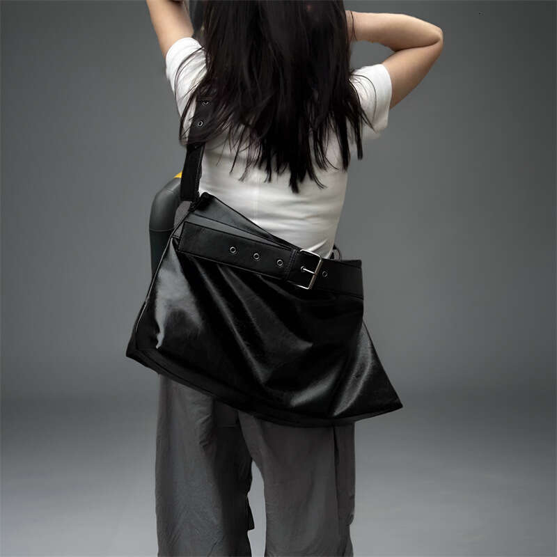 Trendy High-End Autumn Winter Large Capacity Soft Leather Tote Unisex Lazy Shoulder Crossbody Bag 2025 New Versatile Fashionable Ins Style