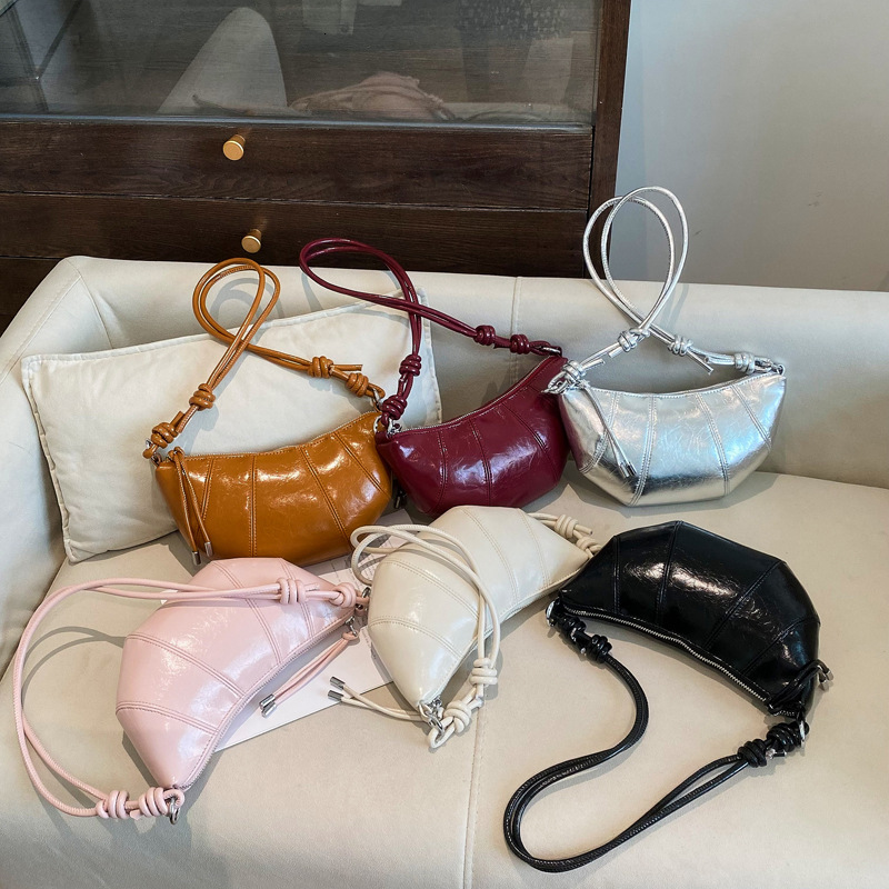 French armpit bag, cow horn bag, new fashionable multifunctional shoulder bag designer, niche women's shoulder bag, crossbody bag