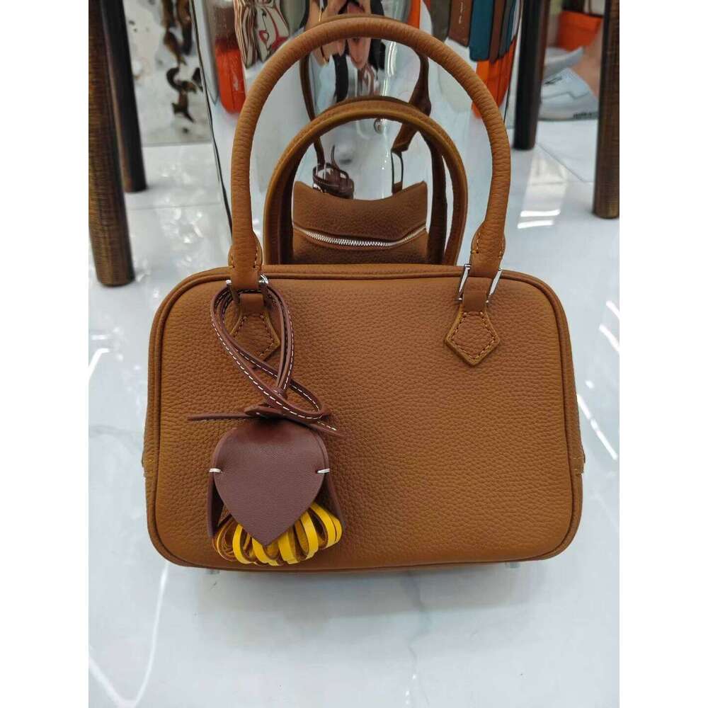 Women's Bags Designer Women's Wear Lovely Leather Tassel Flower Floral Bag Charm Hanging Decoration Ornament For Handbag Backpack Car Purse 