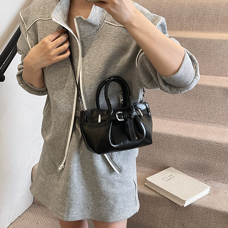 designer Korean Style Handbag for Women 2025 Spring New Basket Bucket Bag High-end Fashion Simple Shoulder Crossbody Bag