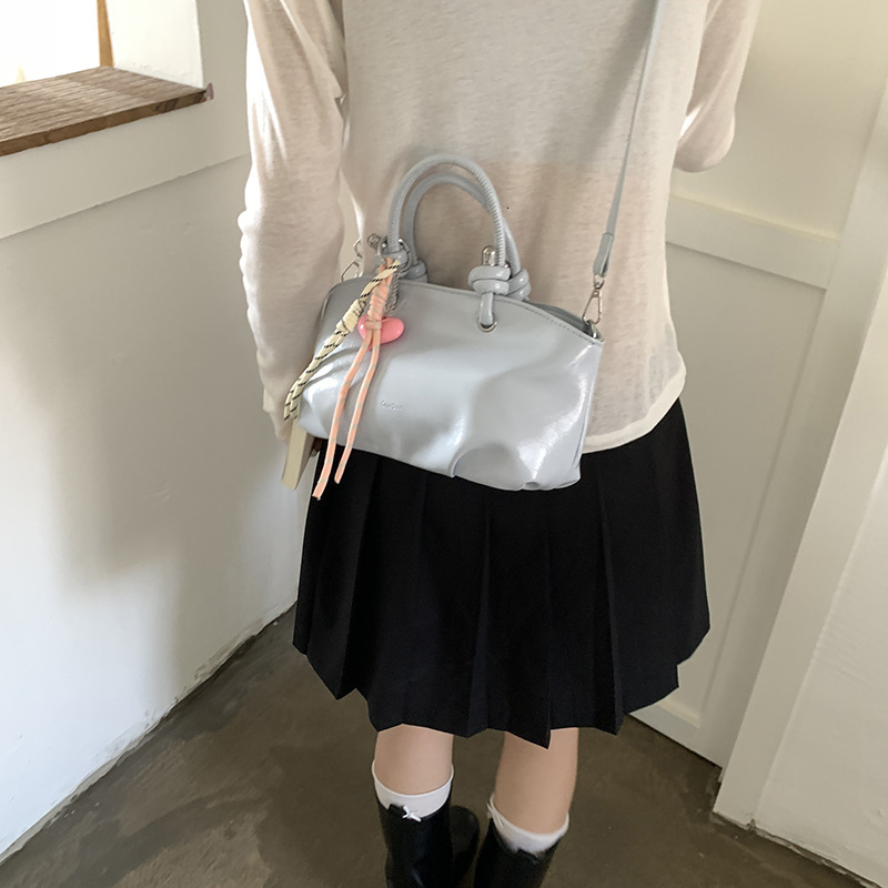 designer Work Commute Handheld Underarm Bag for Women 2025 Autumn New Fashion Simple Shoulder Bag High-end Tote Bag for Women