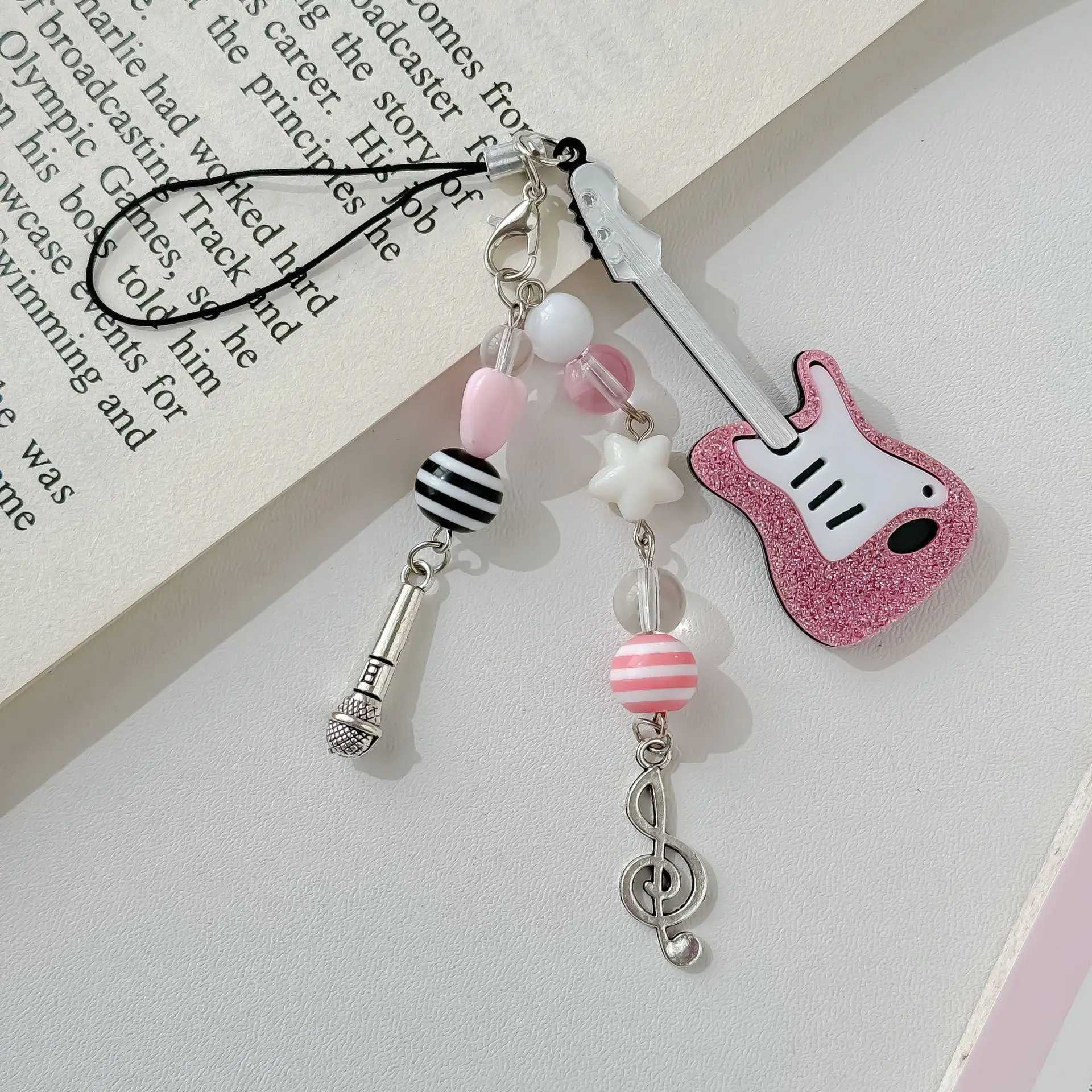 Cute Pink Musical Guitar Y2K Phone Charms Keychain Pendant Bag Phone Chain Cute Accessory Jewelry Gift for Girls Women W250604