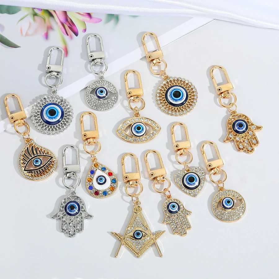 Ethnic Style Lucky Blue Evil Eye Keychain Charm Crystal Fatima Hasma Hand Key Ring Holder Key Bag Charms For Women Men M250604