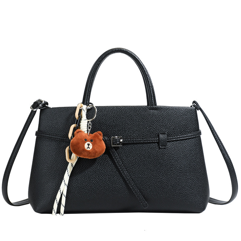 designer Women's Versatile Trendy Handbag Casual Bag Simple Commuter 2025 New Ins Style Elegant Large Capacity Handbag