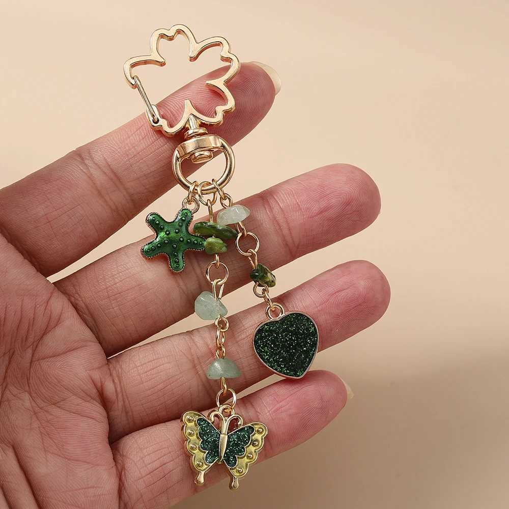Aihua Y2K Keychain Fashion Cute Love Hearts Butterfly Flower Keychain Rings for Women Men Bag Backpack Pants Chain Jewelry Gifts W250604