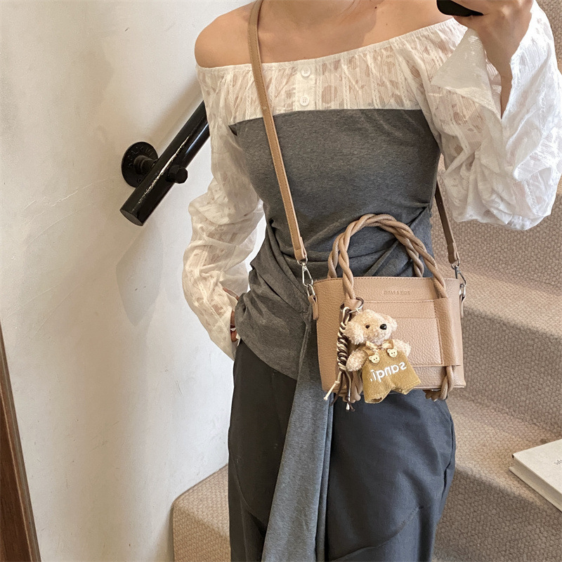 designer High-end Retro Bag for Women 2025 New Spring Summer Trend Versatile Crossbody Bag Fashion Simple Handbag Bucket Bag