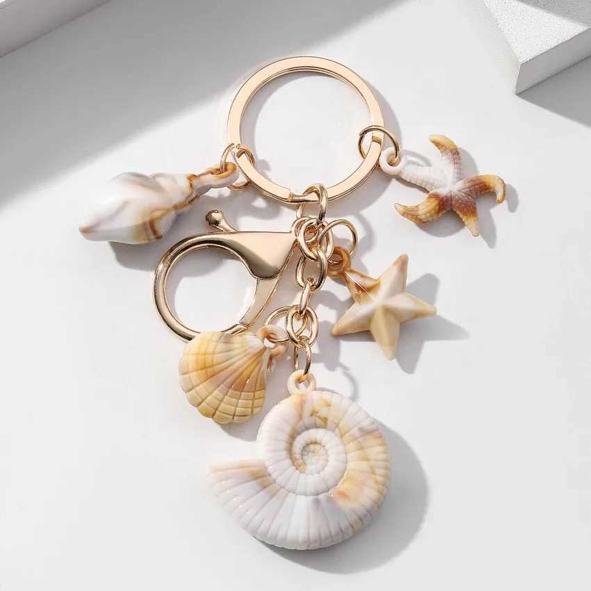 Shell Keychain Personalized Seaside Vacation Beach Simulation Starfish Conch Car Bag Pendant Family and Friends Keyring Gifts M250604