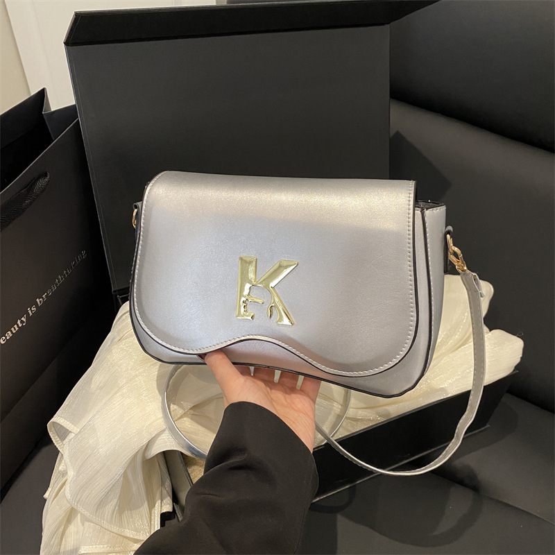 Top Brand High Quality New Style Trendy 2025 New Decoration Stylish Simple Elegant Single Shoulder Crossbody Women's Small Bag New Free Delivery 